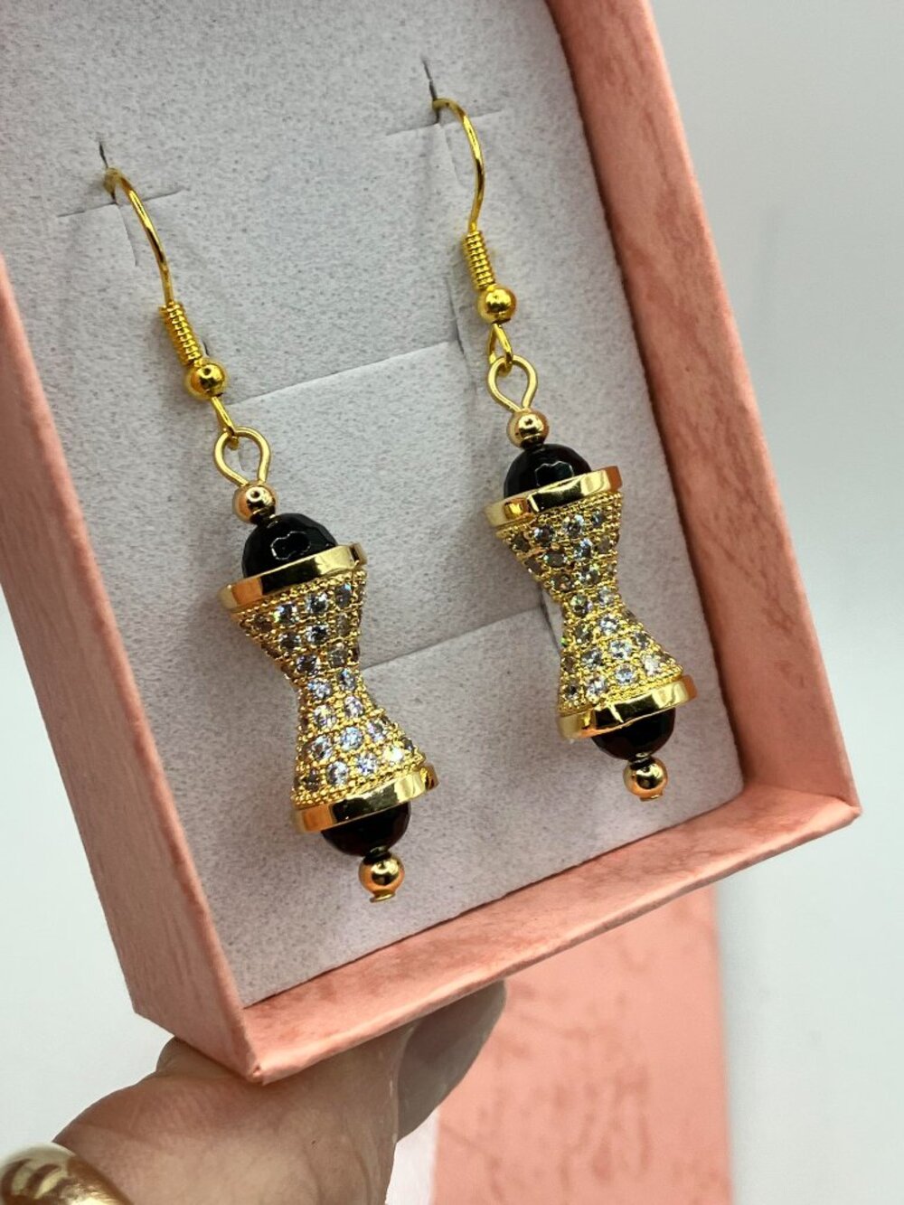 Stunning Hourglass Cubic Zirconia with Tourmaline Gems Hypo Earring Hooks NEW